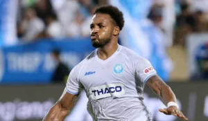 Nguyễn Xuân Son: Hành trình từ cầu thủ Brazil đến ngôi sao V-League